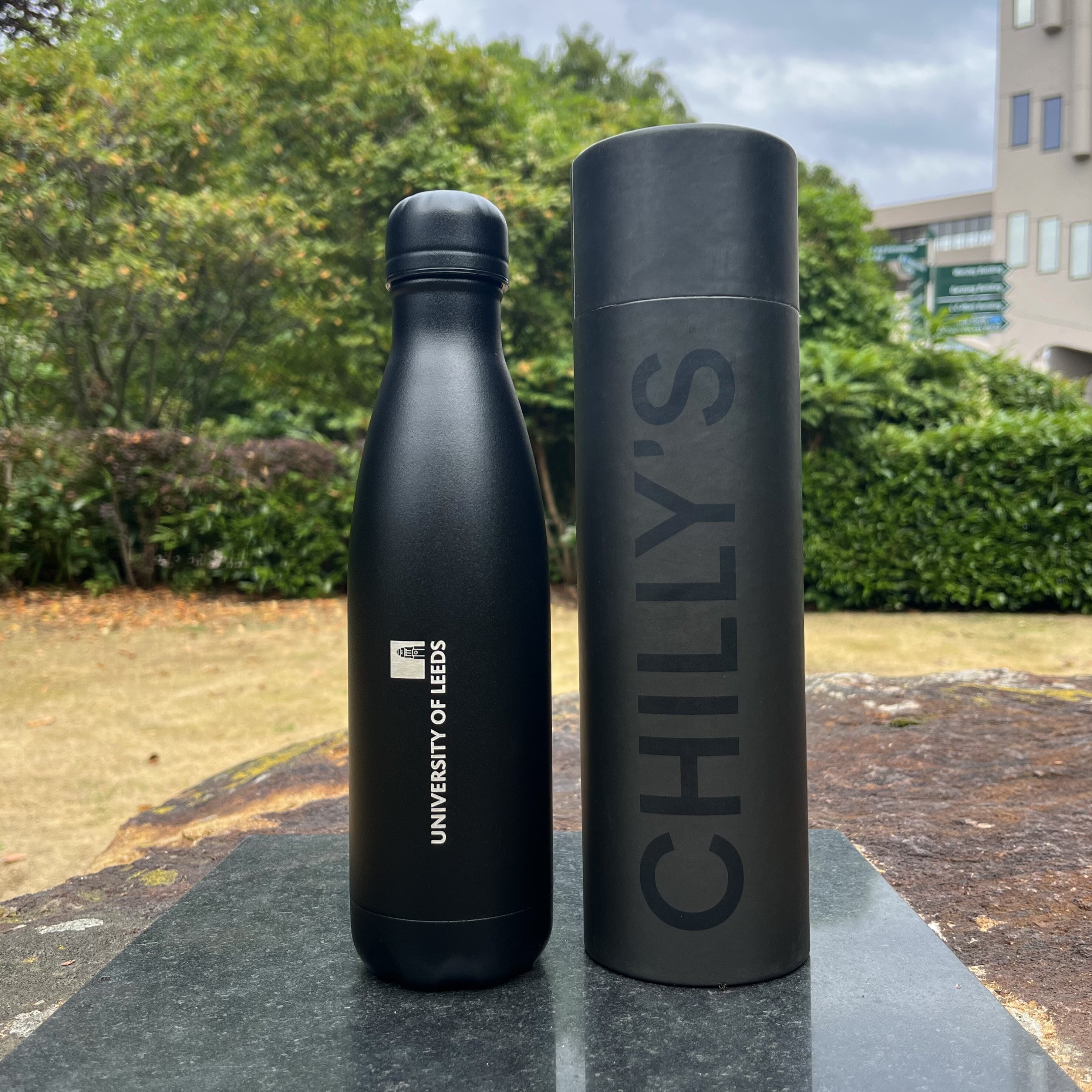 Chilly's Thermal Bottle - The University of Edinburgh – The University of  Edinburgh Gift Shop